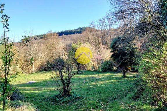 A VENDRE à ST SULPICE LE GUERETOIS