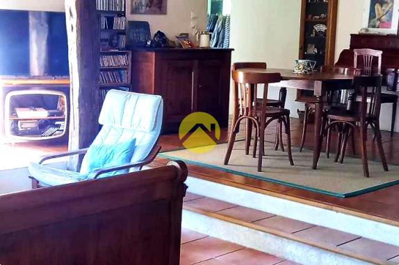 A VENDRE à ST SULPICE LE GUERETOIS