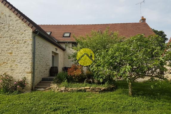 MAISON DE CAMPAGNE EN PIERRE