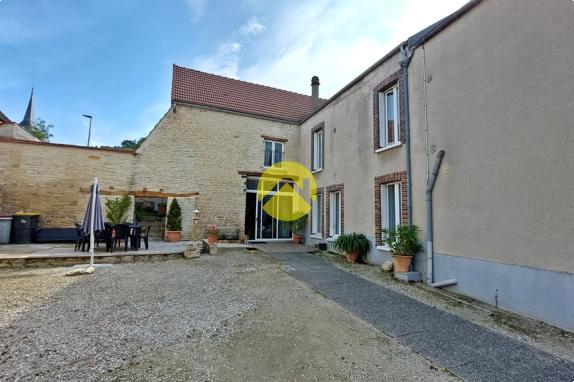 Maison / Pavillon Ravieres, 7 pièces à vendre