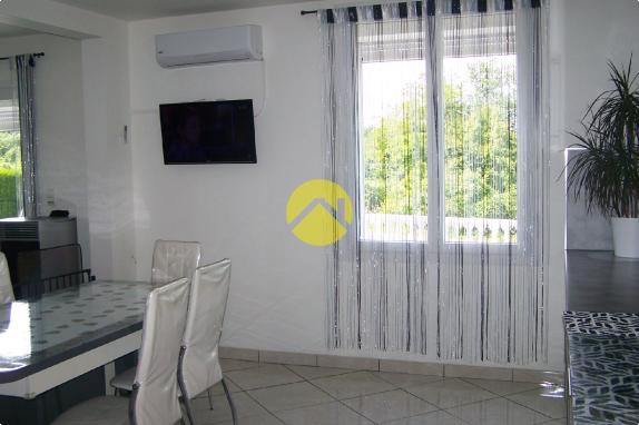 MAISON DE PLAIN-PIED RENOVE
