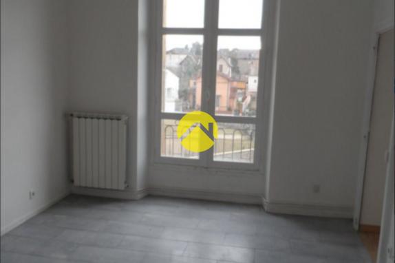 Grand Appartement T5 rénové