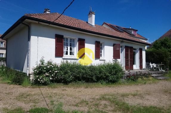 Maison / Pavillon Saint amand montrond, 4 pièces à vendre