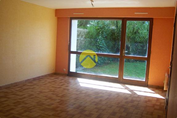 ENSEMBLE DE 3 MAISONS LOUEES