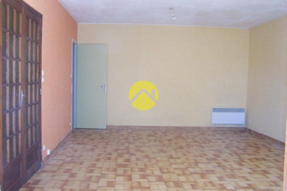 ENSEMBLE DE 3 MAISONS LOUEES