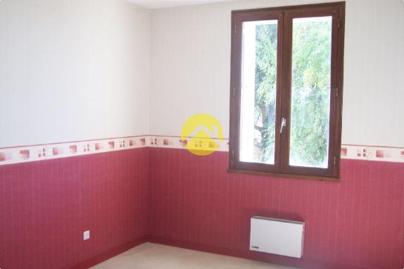 ENSEMBLE DE 3 MAISONS LOUEES