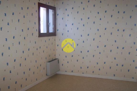 ENSEMBLE DE 3 MAISONS LOUEES