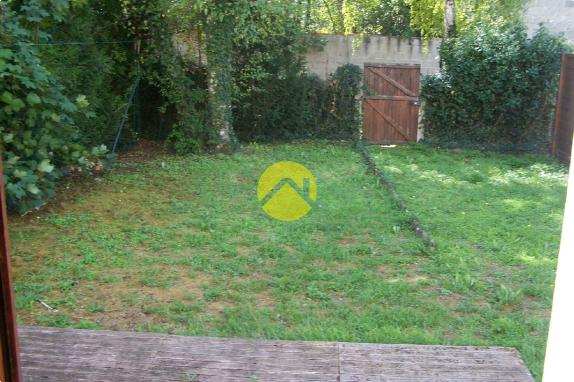 ENSEMBLE DE 3 MAISONS LOUEES