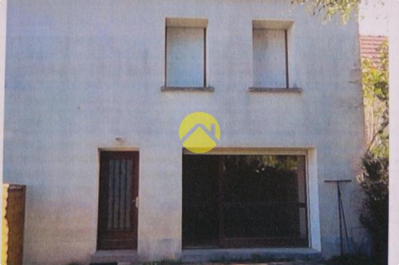 ENSEMBLE DE 3 MAISONS LOUEES
