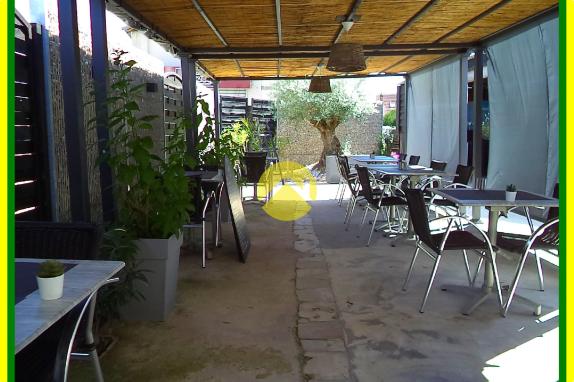 RESTAURANT BAR AVEC HABITATION