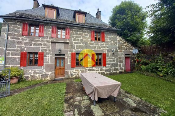 Maison dans hameau de Montagne