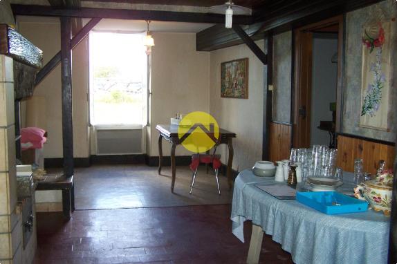 RARE ANCIENNE FERME A RENOVER