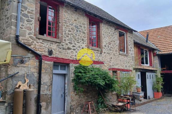 Charmante maison vue sur cour 