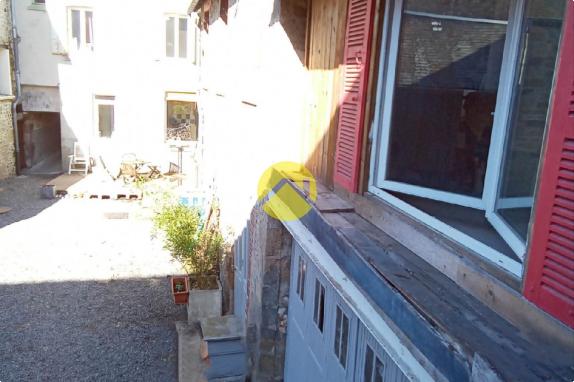 Charmante maison vue sur cour 