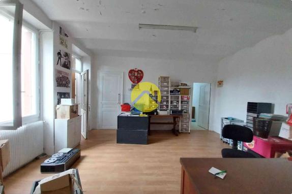 MAISON D'ARTISTE OU D'ARTISAN