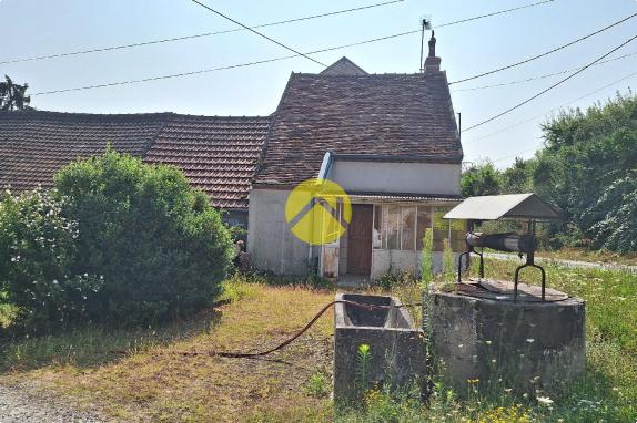 MAISON A RENOVER EN CAMPAGNE