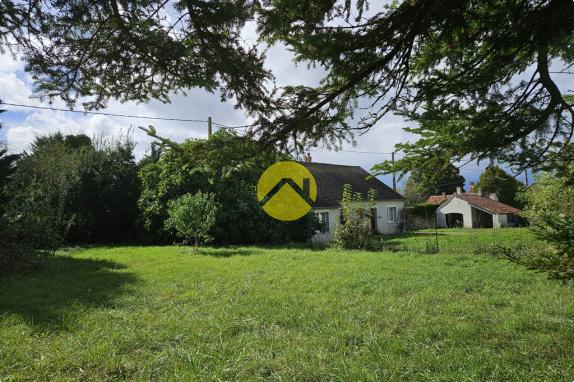 pavillon au cœur du village 