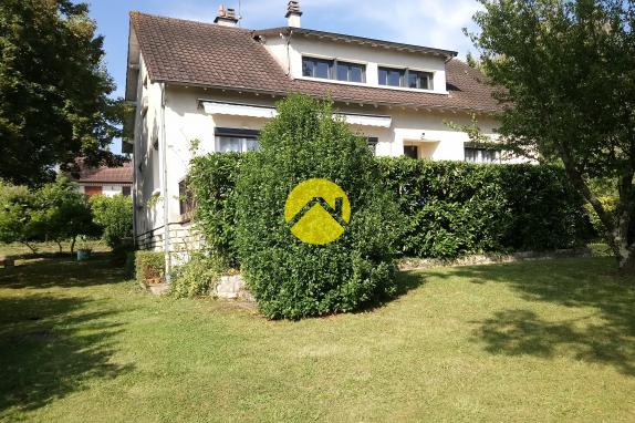 Maison / Pavillon Saint amand montrond, 6 pièces à vendre