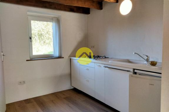 A VENDRE dans hameau calme