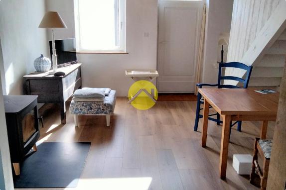 A VENDRE dans hameau calme
