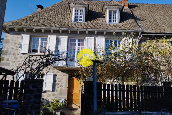 Maison / Pavillon Vic sur cere, 4 pièces à vendre