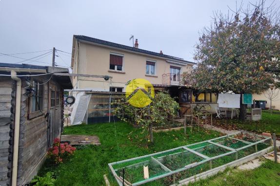 PAVILLON SUR SOUS-SOL 71 M² 