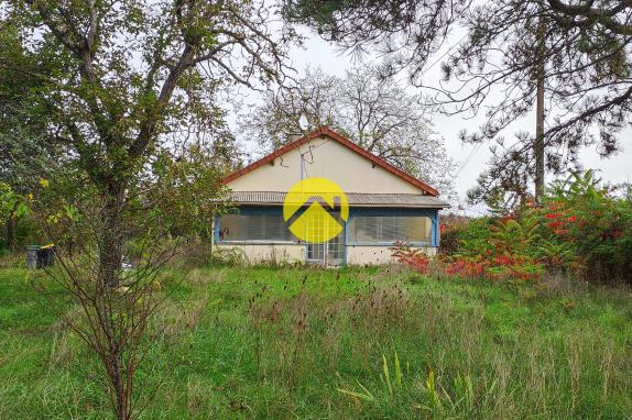 Maison / Pavillon Saint amand montrond, 3 pièces à vendre