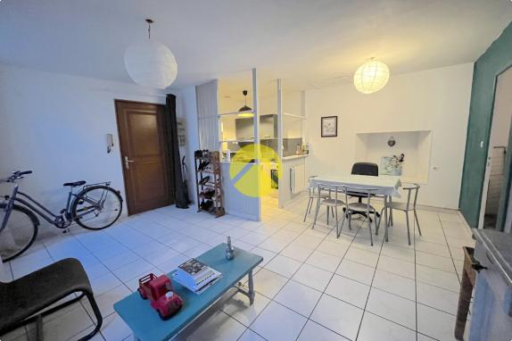 APPARTEMENT HYPER CENTRE