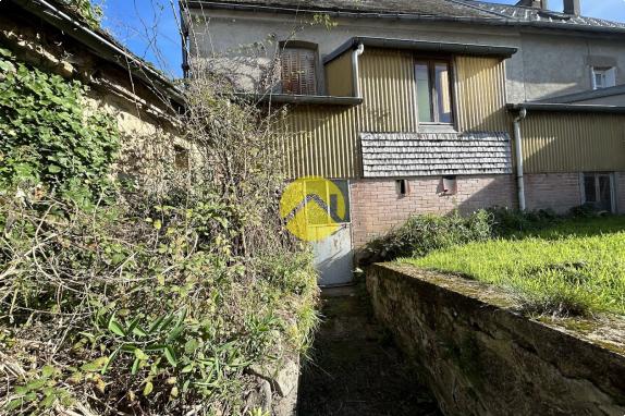 MAISON DE VILLAGE