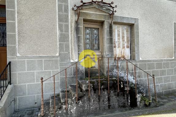 MAISON DE VILLAGE