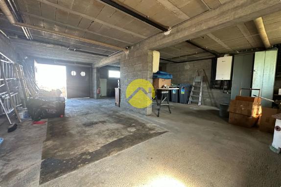 PAVILLON SUR SOUS-SOL  58M² 