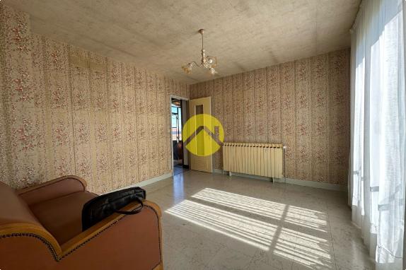 PAVILLON SUR SOUS-SOL  58M² 