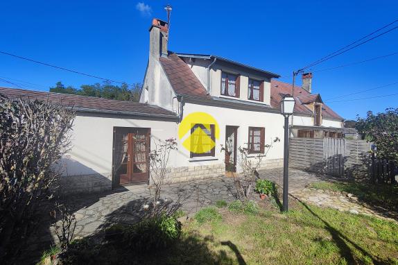 UNE LONGERE, DEUX HABITATIONS