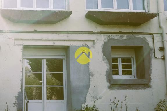 Appartement / Immeuble Neuvy sur barangeon, 3 pièces à louer