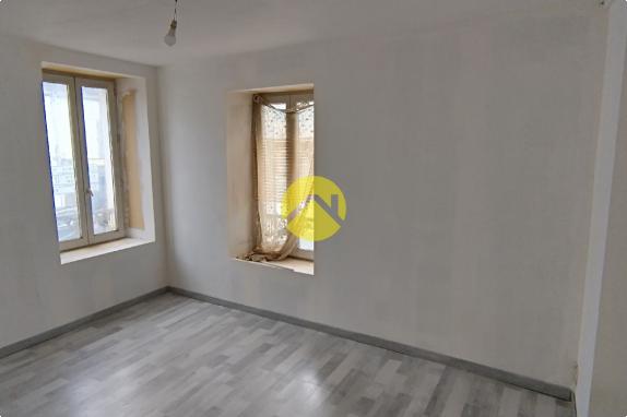 Immeuble à petit prix 