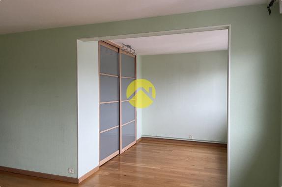 Apt avec parking et cave