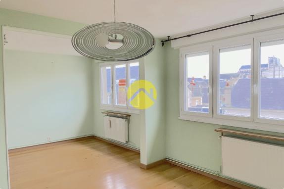 Apt avec parking et cave