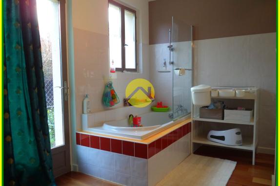BELLE DEMEURE 4 CHAMBRES