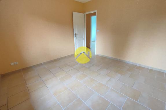 PLAIN-PIED, PROCHE COMMODITES