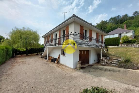 PAVILLON PROCHE CENTRE BOURG