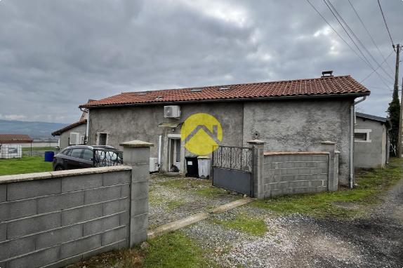 Fermette / Longere  jusqu'à 1 Ha Puy guillaume, 7 pièces à vendre