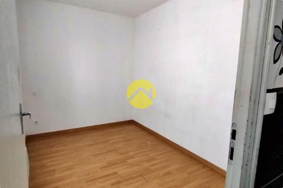 Charmante maison de plain-pied à rénover, située en campagne
