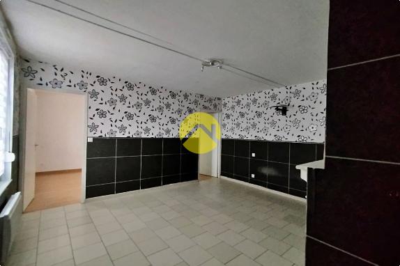 Charmante maison de plain-pied à rénover, située en campagne