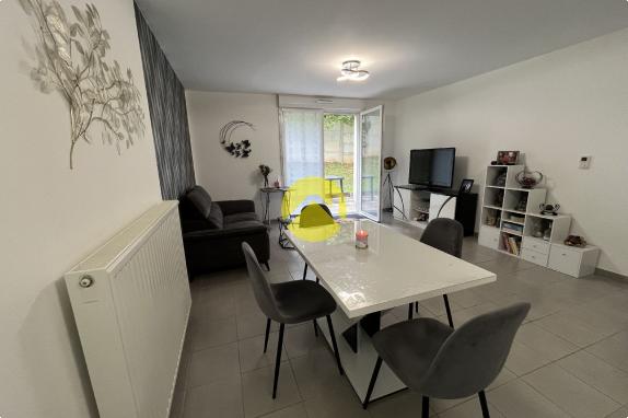 APPARTEMENT AVEC TERASSE 