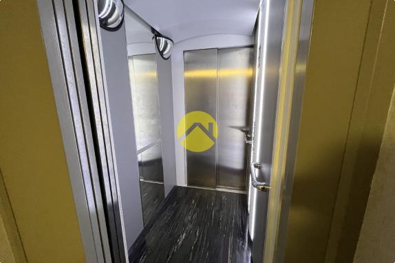 APPARTEMENT AVEC TERASSE 