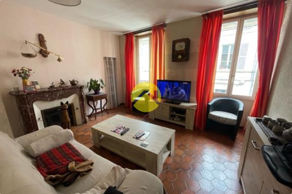APPARTEMENT HYPER CENTRE