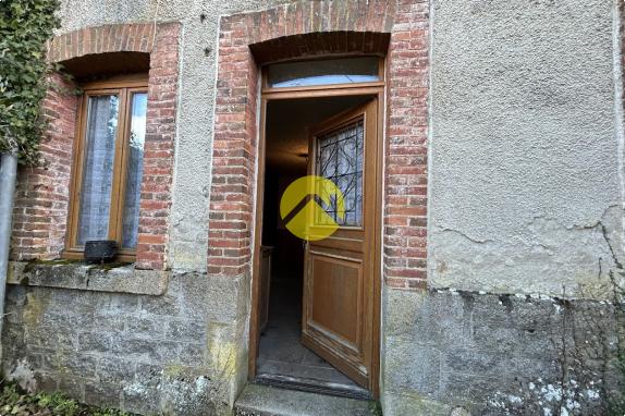 MAISON DE VILLAGE