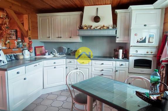 Maison  en bois avec piscine