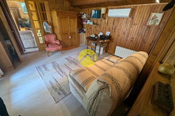 Maison  en bois avec piscine