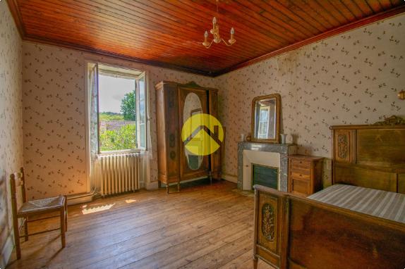 Maison avec cachet à Rénover